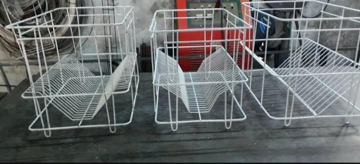 Estructuras apilables fabricadas con alambre